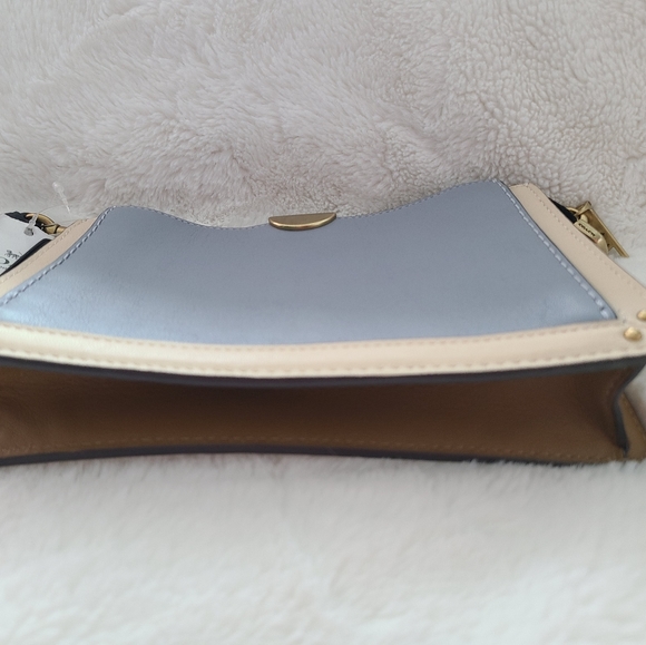 Coach COLORBLOCK DREAMER LEATHER WRISTLET - Picture 2 of 8